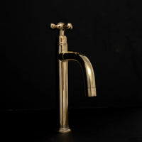Powder room faucet