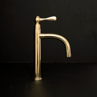 Vessel sink faucet