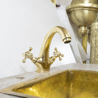 Solid Brass Vanity Faucet For Bathroom Single Hole Bathroom Vanity Faucet