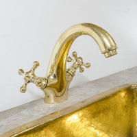 Solid Brass Vanity Faucet For Bathroom Single Hole Bathroom Vanity Faucet
