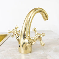 Solid Brass Vanity Faucet For Bathroom Single Hole Bathroom Vanity Faucet