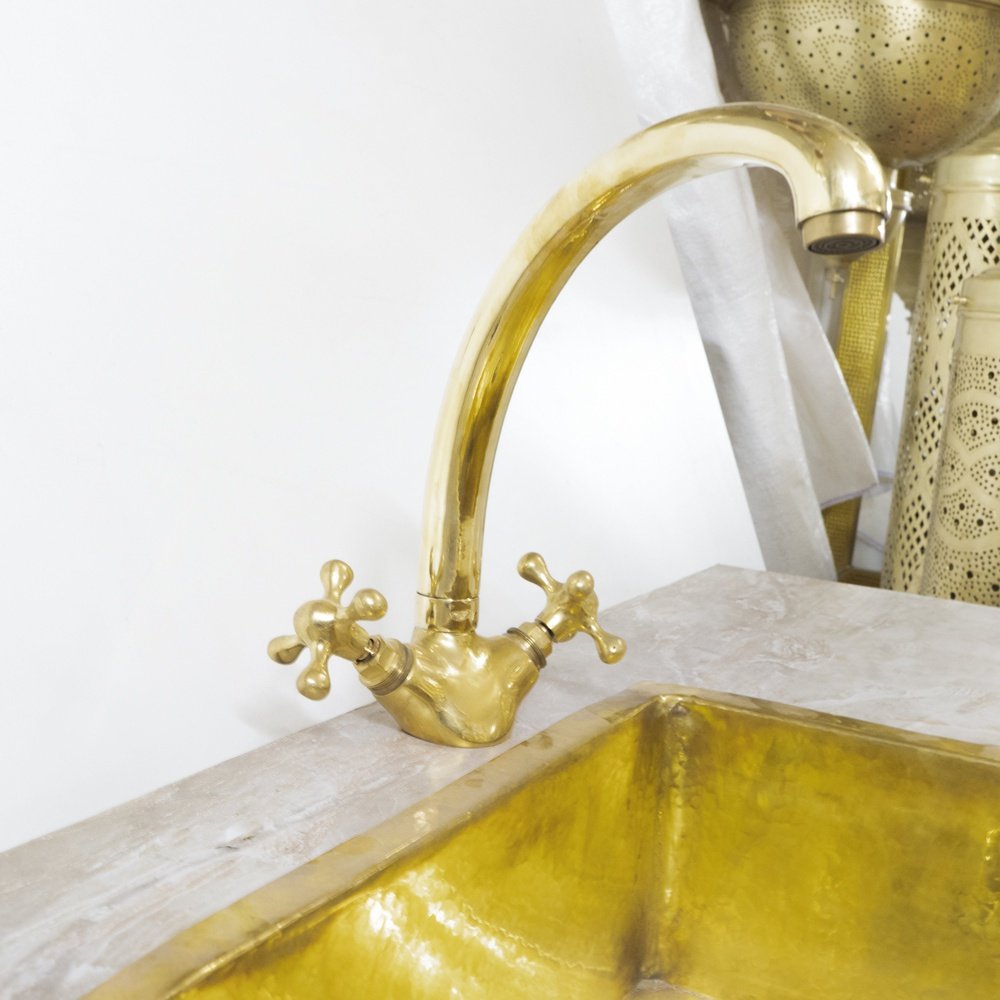 Gooseneck Bathroom Solid Brass Faucet, Single Hole Vanity SInk Faucet