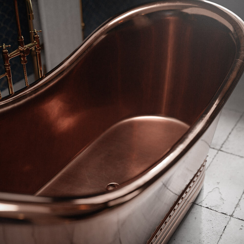 Polished Copper Bathtub: Relax in Style &amp; Warmth, copper bathtub Dubai Copper Bathtub