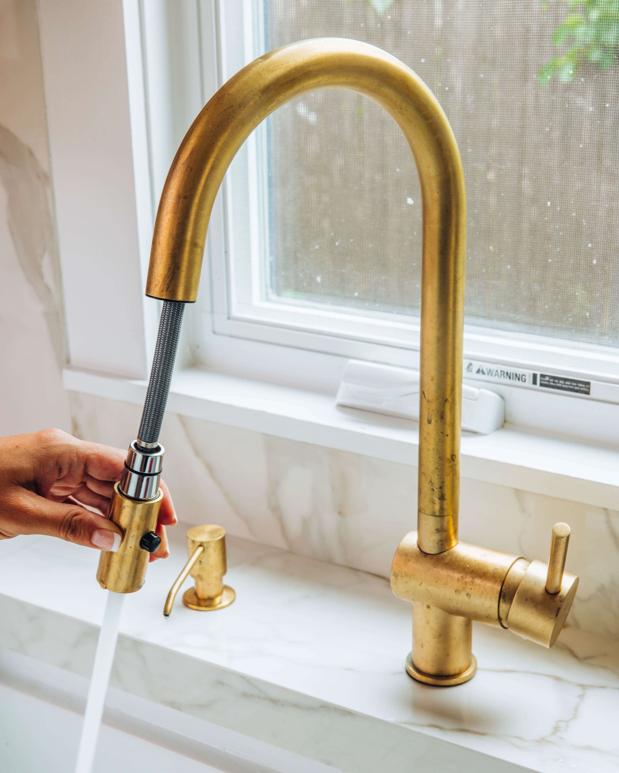 Brass Kitchen Faucet – Pull-Down Sprayer, Never Plated | Brassna The Cascade Pull