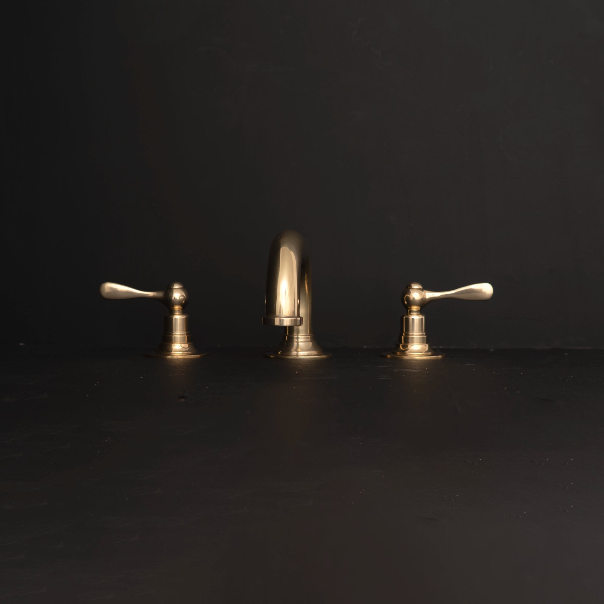 Unlacquered Brass Deck Mounted Sink Faucet, Widespread 3 Holes Bath Faucet 3 holes Bathroom Faucet