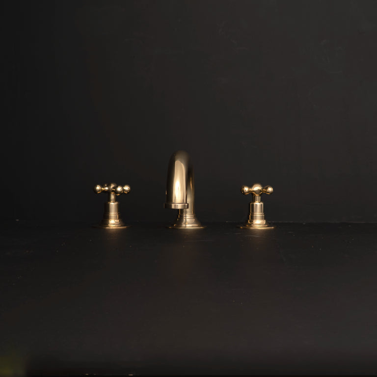 Deck Mounted Bathroom Faucet SP