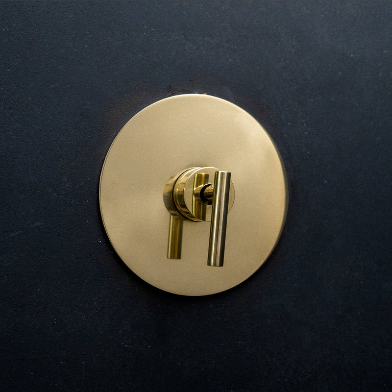 Luxura Thermostatic Shower