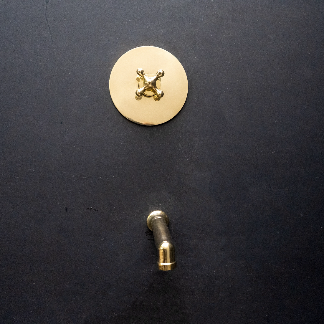 Single-Handle Wall Mount Tub Filler - Unlacquered Brass
