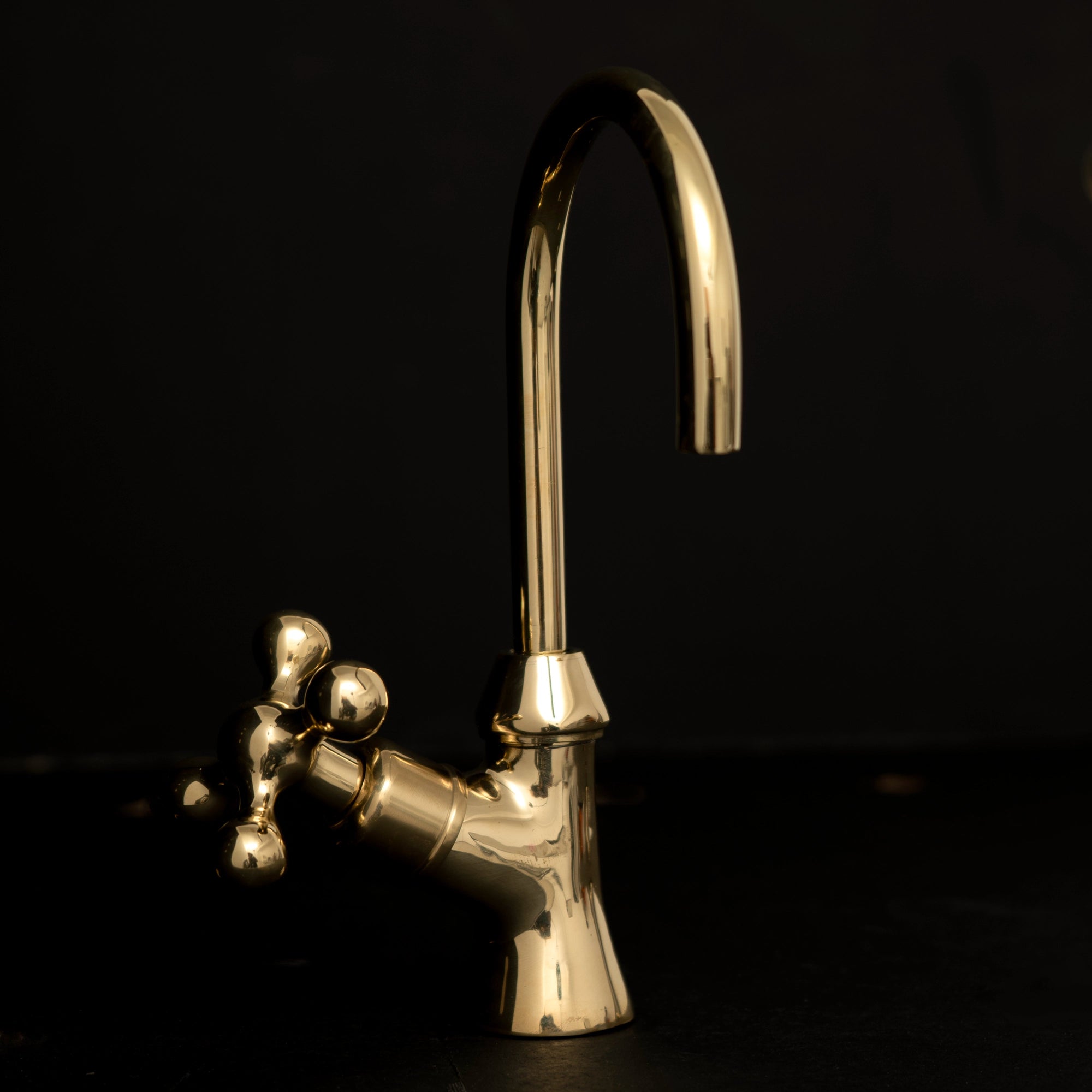 Drinking water tap