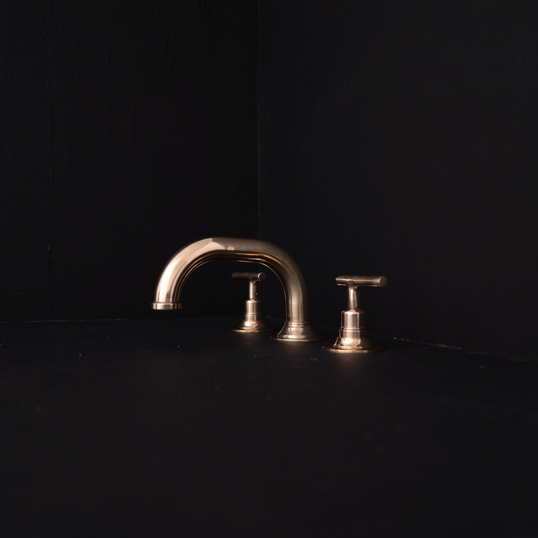 Unlacquered Brass Deck Mounted Sink Faucet, Widespread 3 Holes Bath Faucet Deck Mounted Faucet SP