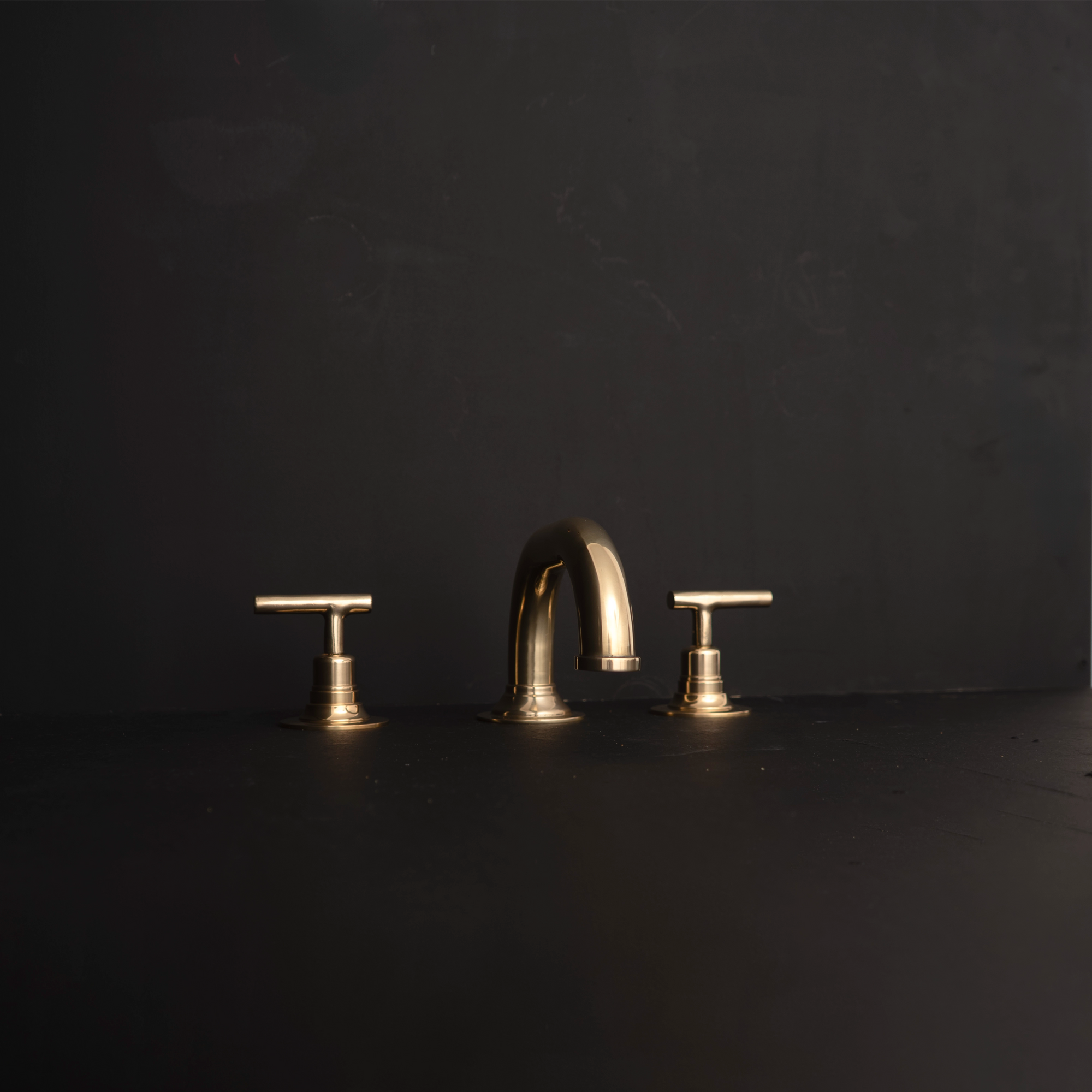 Brass Bathroom Faucet Deck Mount - Widespread | Brassna The Deck Pour