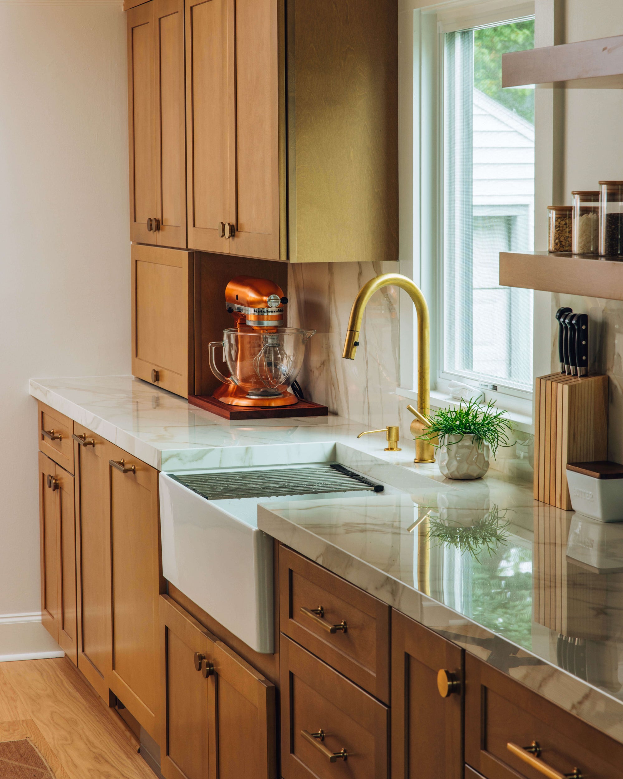 Brass Kitchen Faucet – Pull-Down Sprayer, Never Plated | Brassna The Cascade Pull