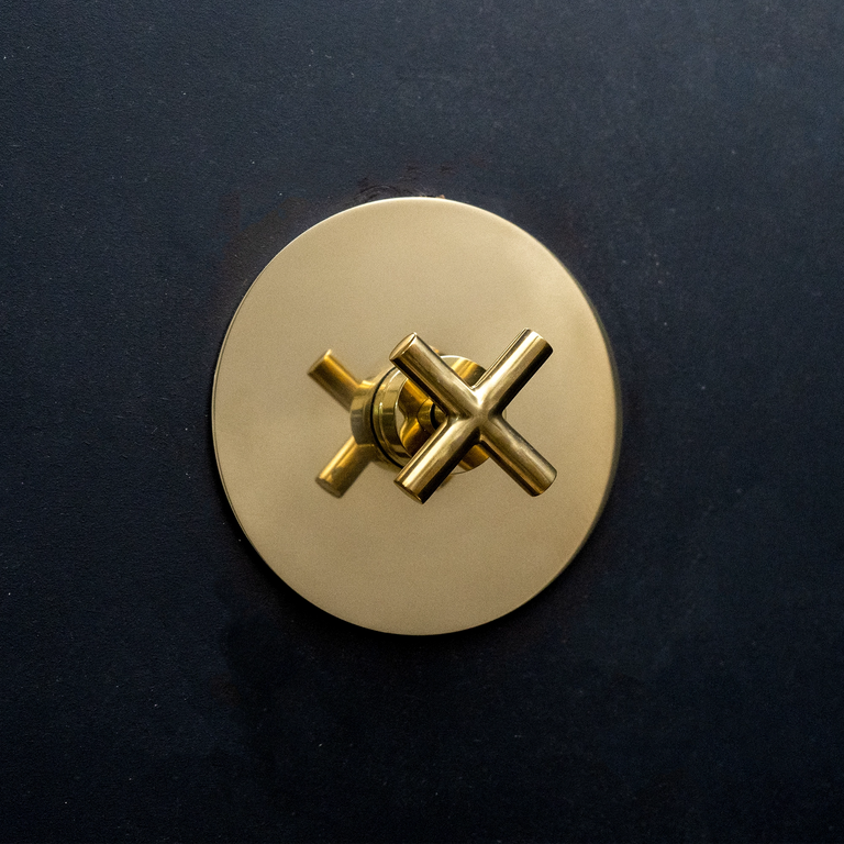 One Handle Shower Set with Dome head shower 1