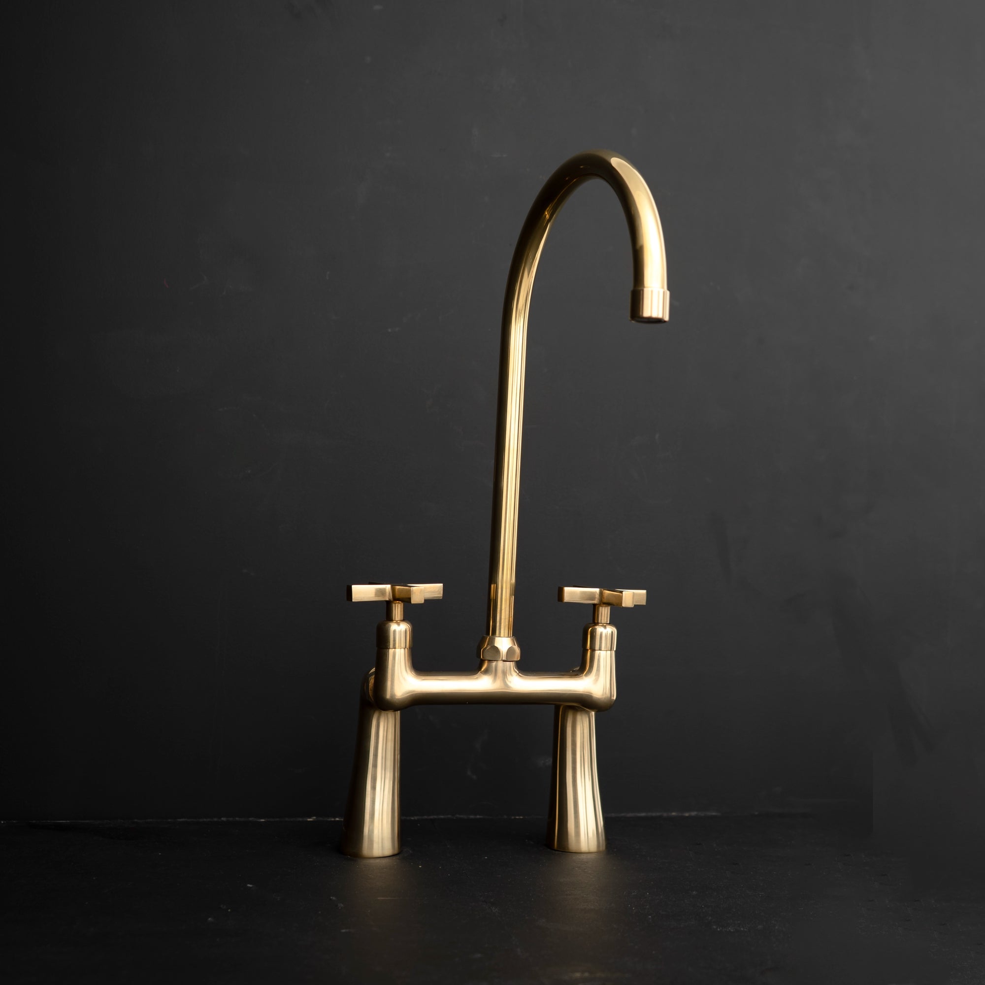 Brass Kitchen Faucet Verve - Bridge Style | Brassna The Verve Bridge