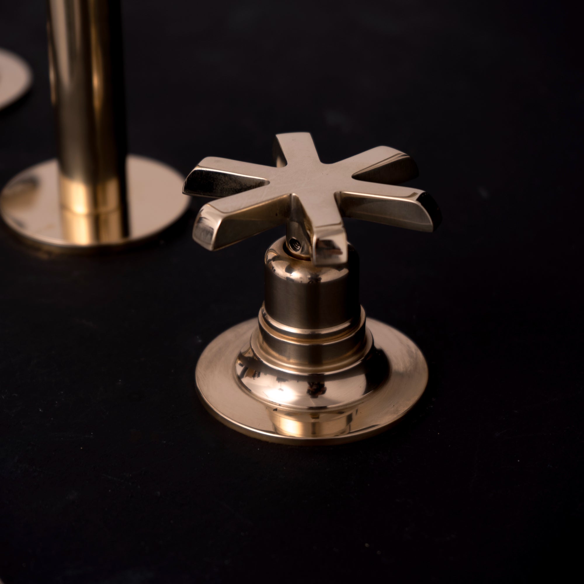 Handcrafted Solid Brass 3-Hole Deck Mounted Cross Handle Tap Bathroom Faucet - Detail View | Brassna