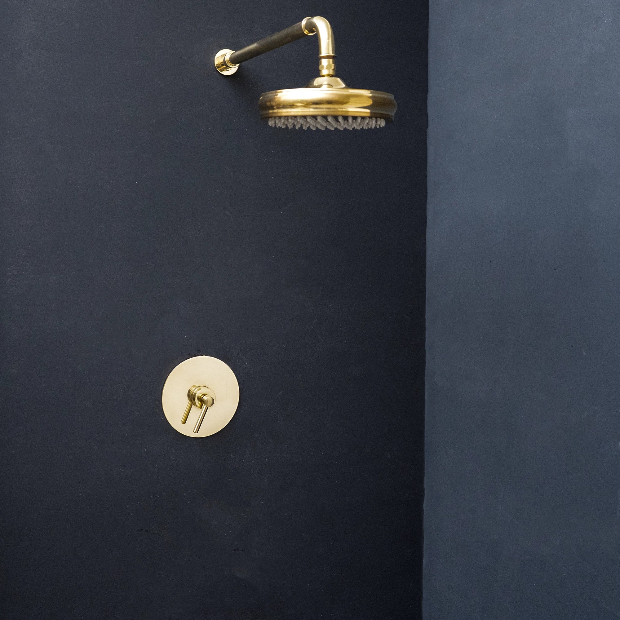 Handcrafted Solid Brass Luxura Thermostatic Shower Shower System | Brassna