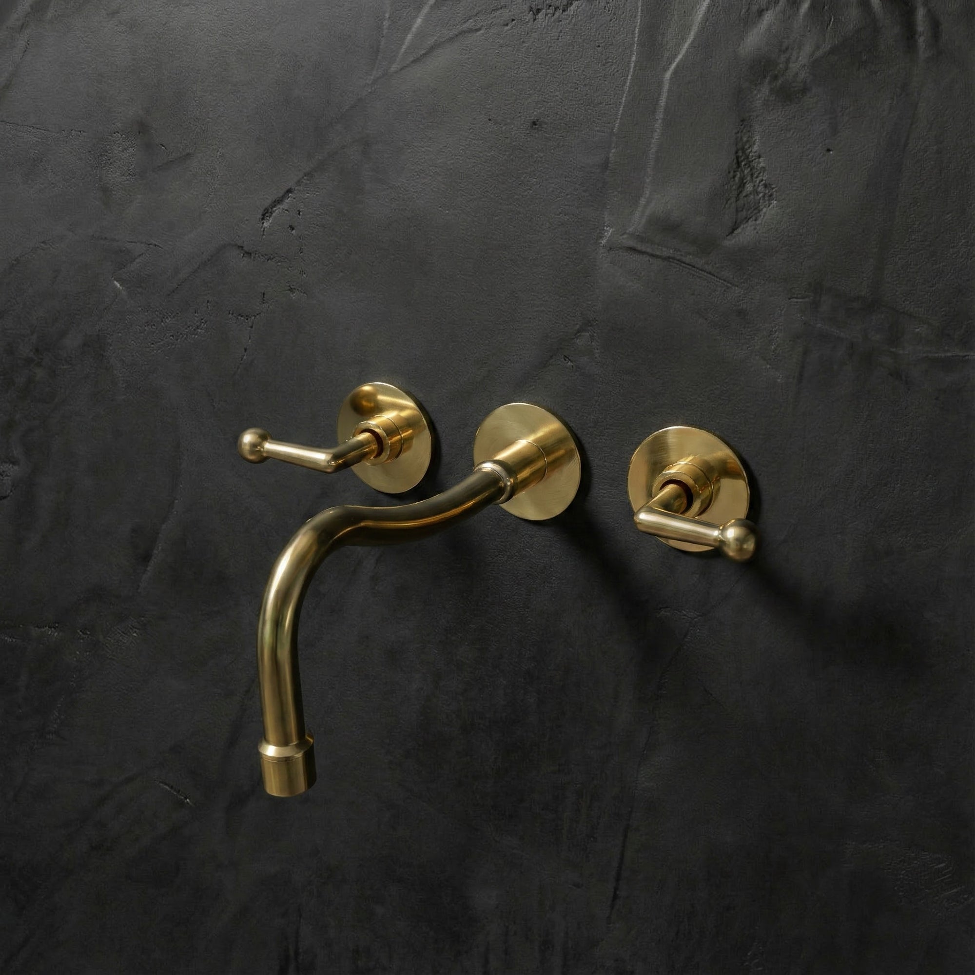 Handcrafted Solid Brass Cobra Wall Mounted Faucet Bathroom Faucet - Detail View | Brassna