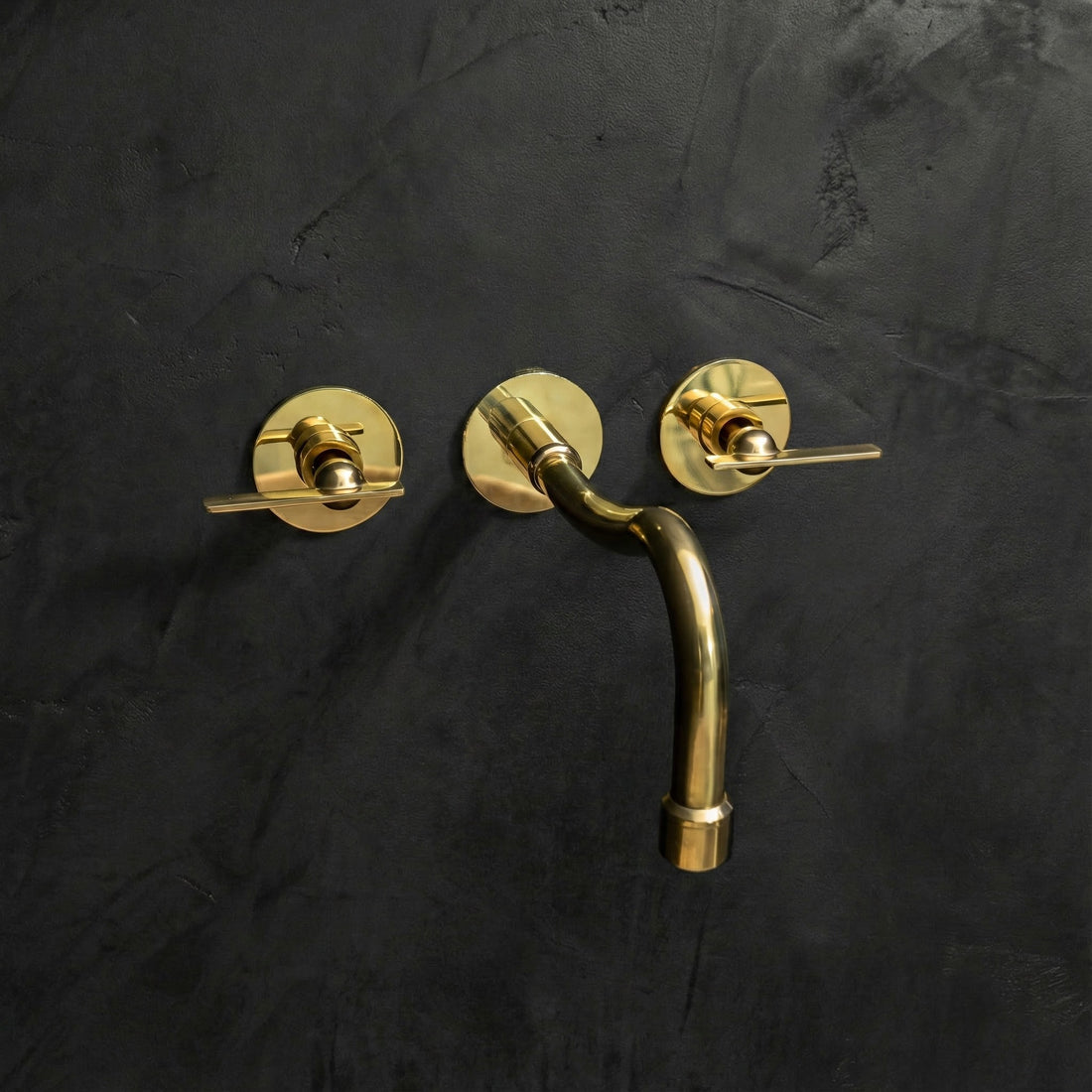 Cobra Wall Mounted Faucet