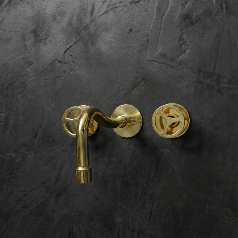 Cobra Wall Mounted Faucet