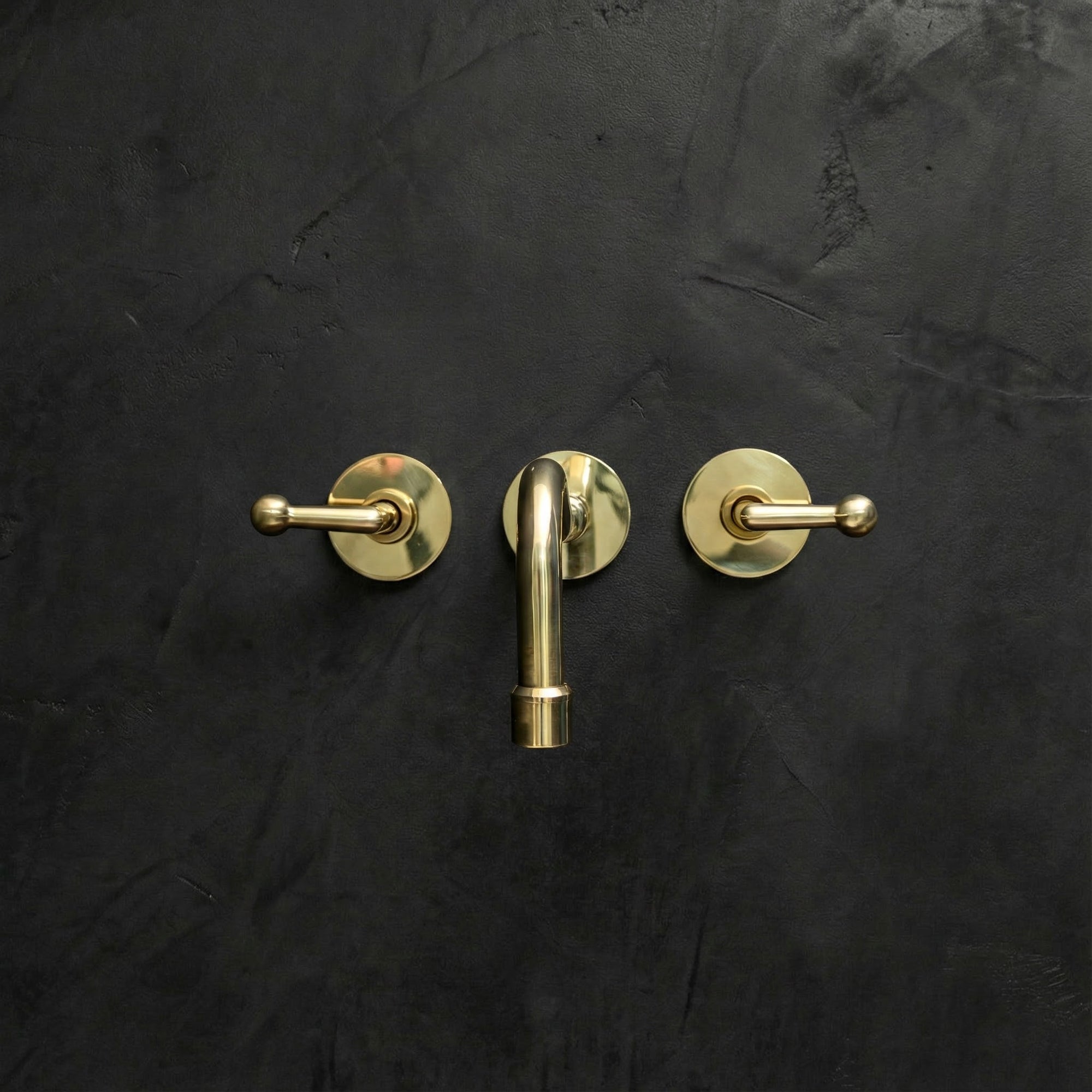 Handcrafted Solid Brass Cobra Wall Mounted Faucet Bathroom Faucet - Detail View | Brassna