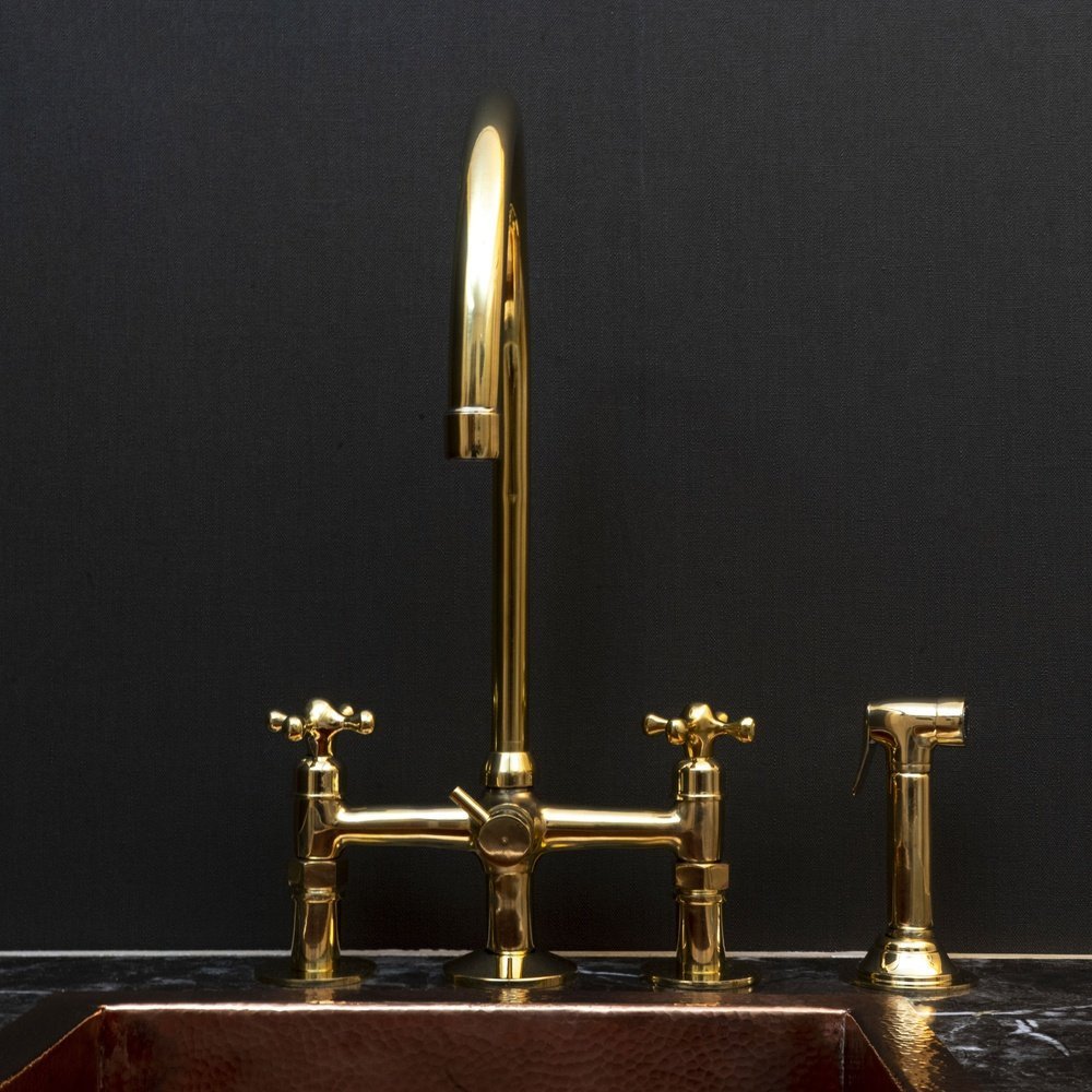 Brass Kitchen Faucet AuraPure - 7 Finishes | Brassna The Kyoto Pour