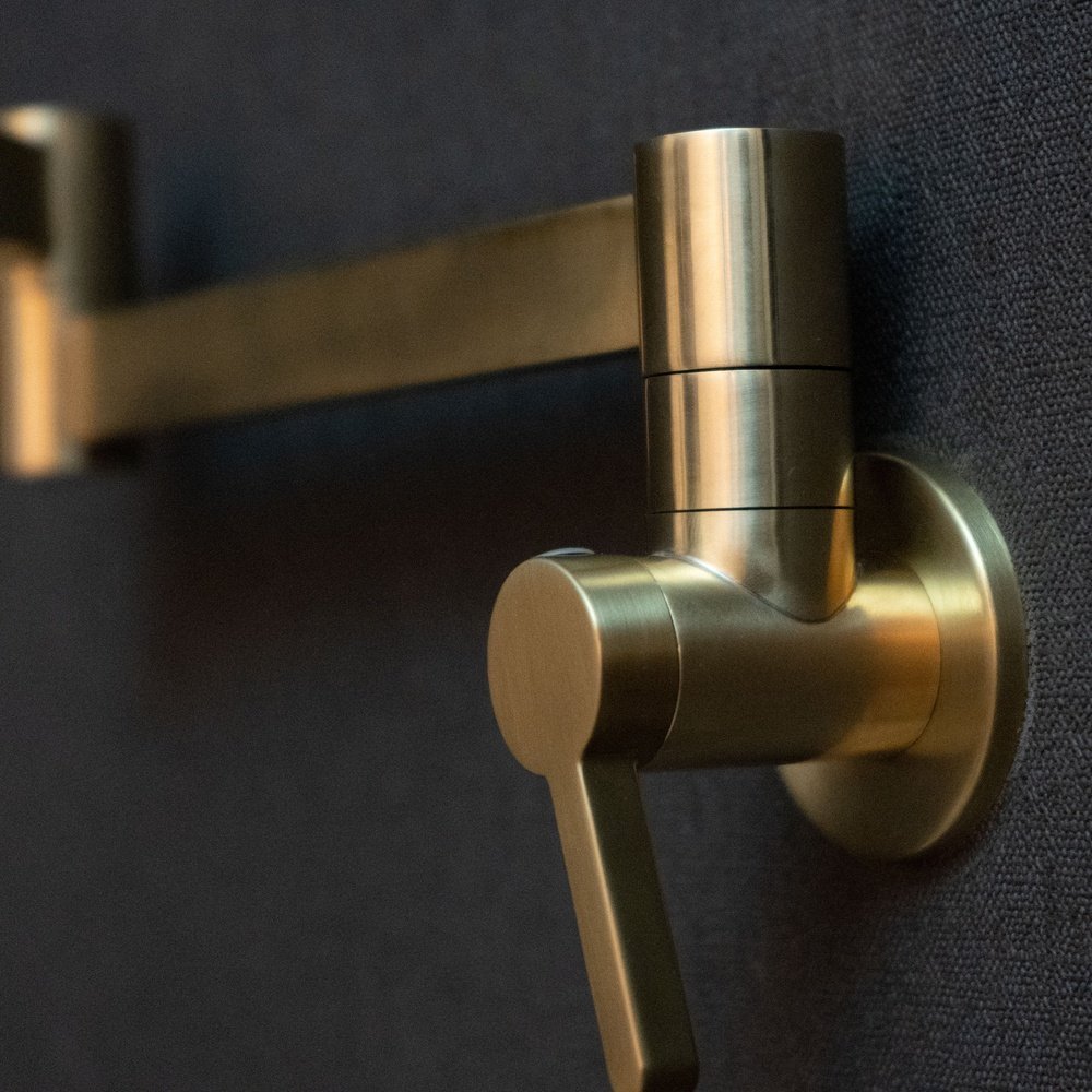 Unlacquered Brass Pot Filler Kitchen Faucet, Antique Solid Brass Faucet with Lever Handle Brushed Brass Pot Filler Faucet