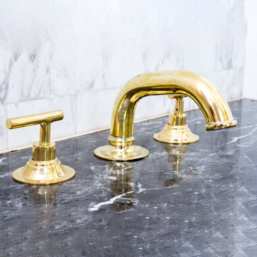 Unlacquered Brass Deck Mounted Sink Faucet, Widespread 3 Holes Bath Faucet Deck Mounted Faucet