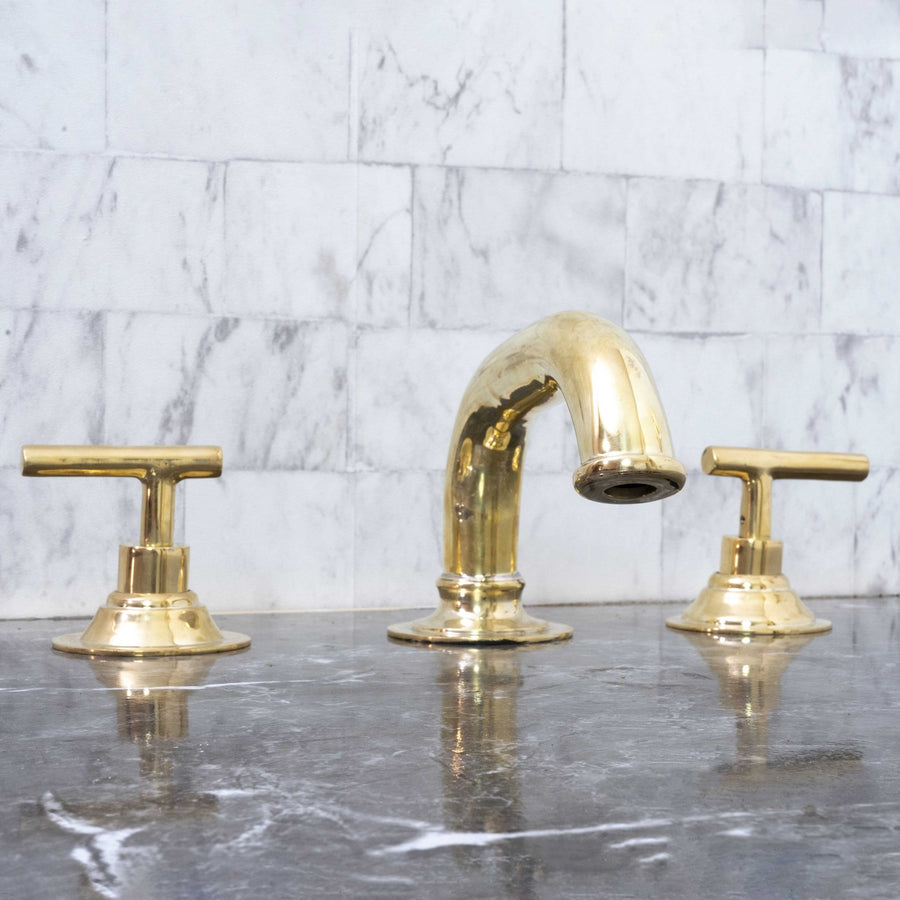 Unlacquered Brass Deck Mounted Sink Faucet, Widespread 3 Holes Bath Faucet Deck Mounted Faucet