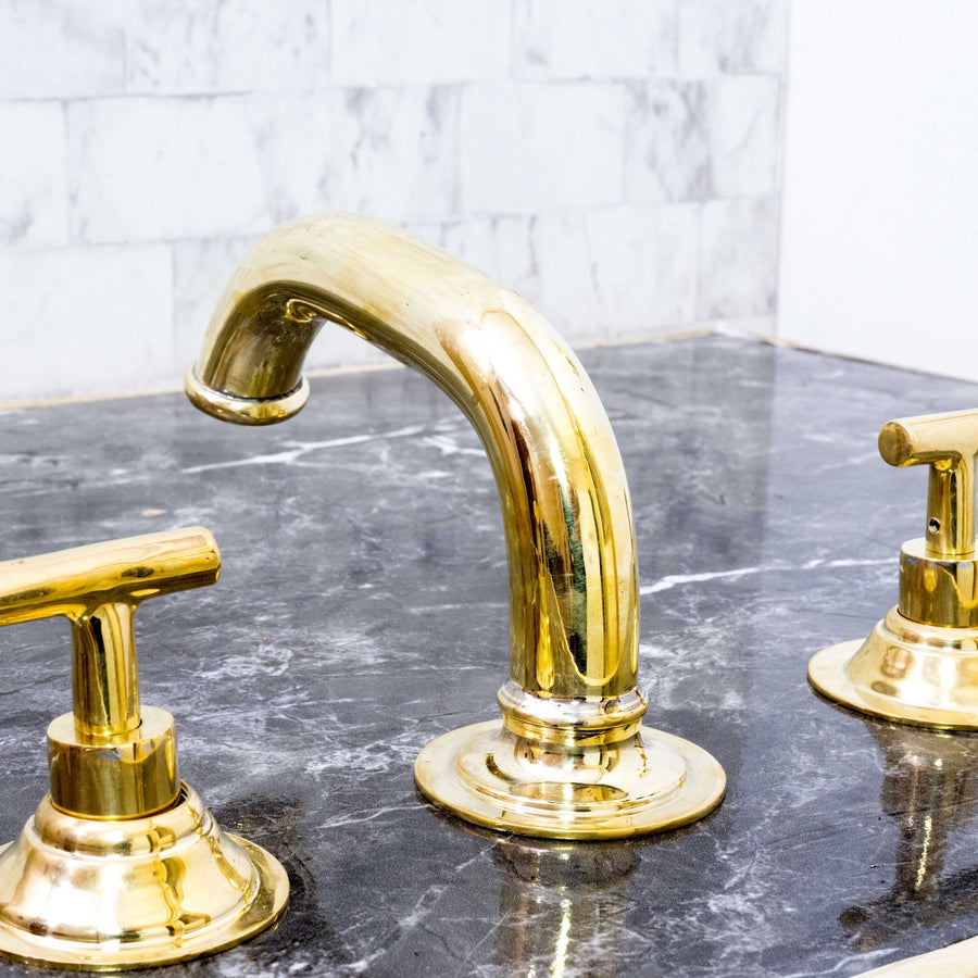 Unlacquered Brass Deck Mounted Sink Faucet, Widespread 3 Holes Bath Faucet Deck Mounted Faucet
