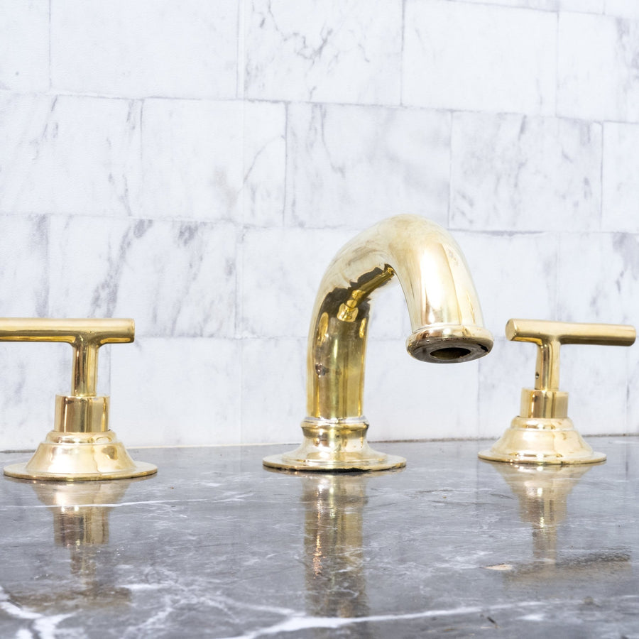 Unlacquered Brass Deck Mounted Sink Faucet, Widespread 3 Holes Bath Faucet Deck Mounted Faucet