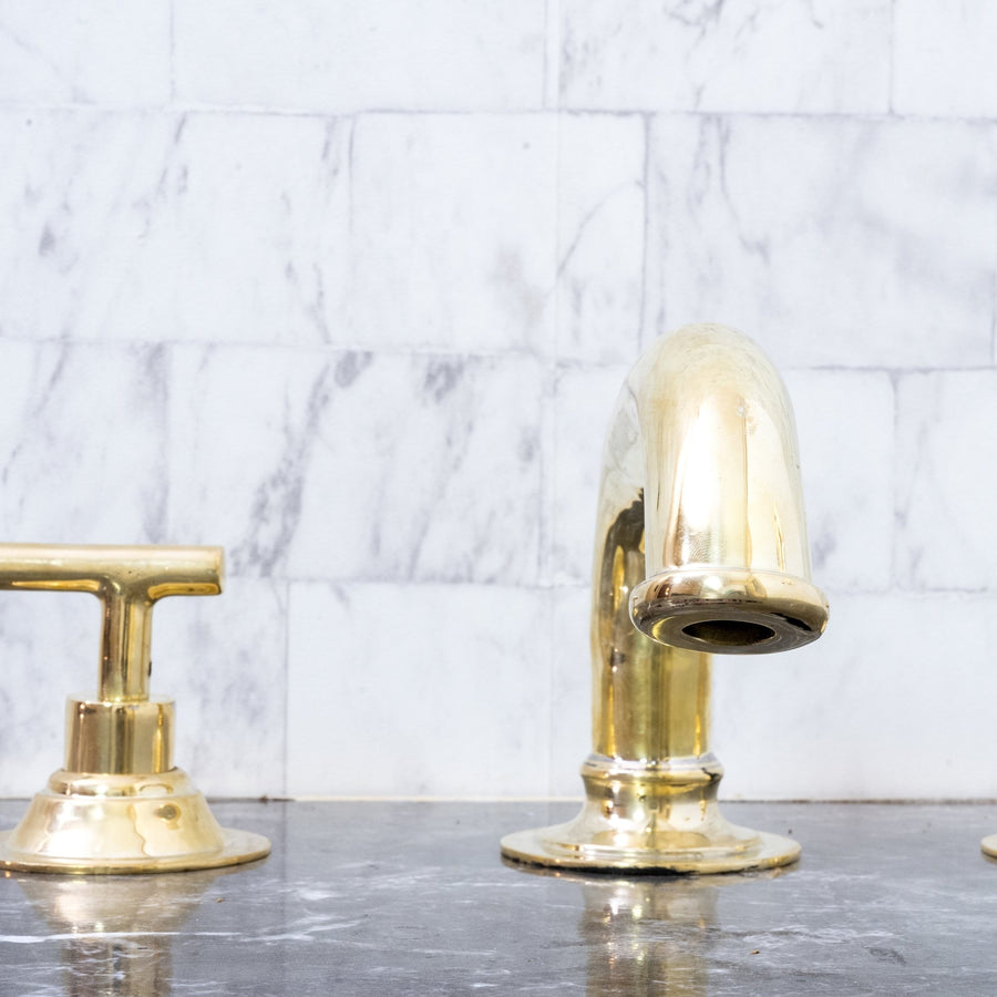 Unlacquered Brass Deck Mounted Sink Faucet, Widespread 3 Holes Bath Faucet Deck Mounted Faucet