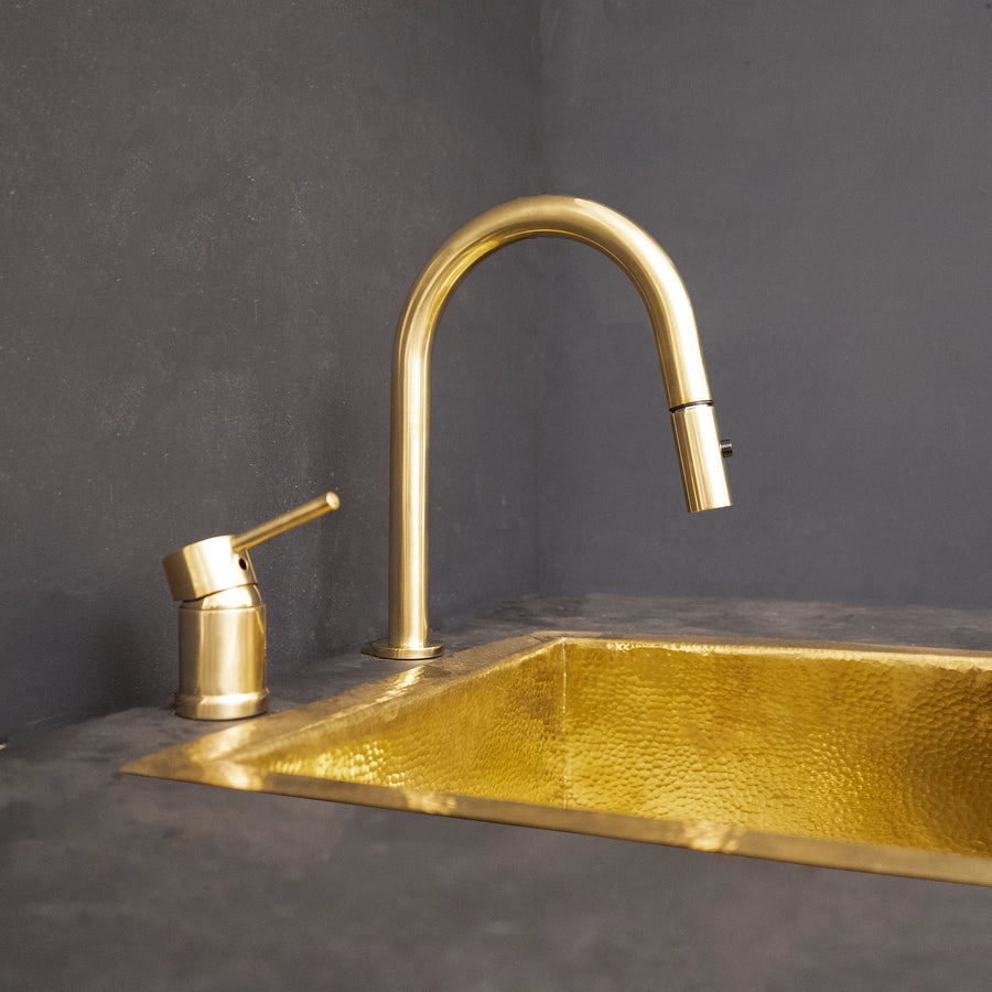  Deck Mounted Unlacquered Brass Single Handle Pull-Down Kitchen Faucet