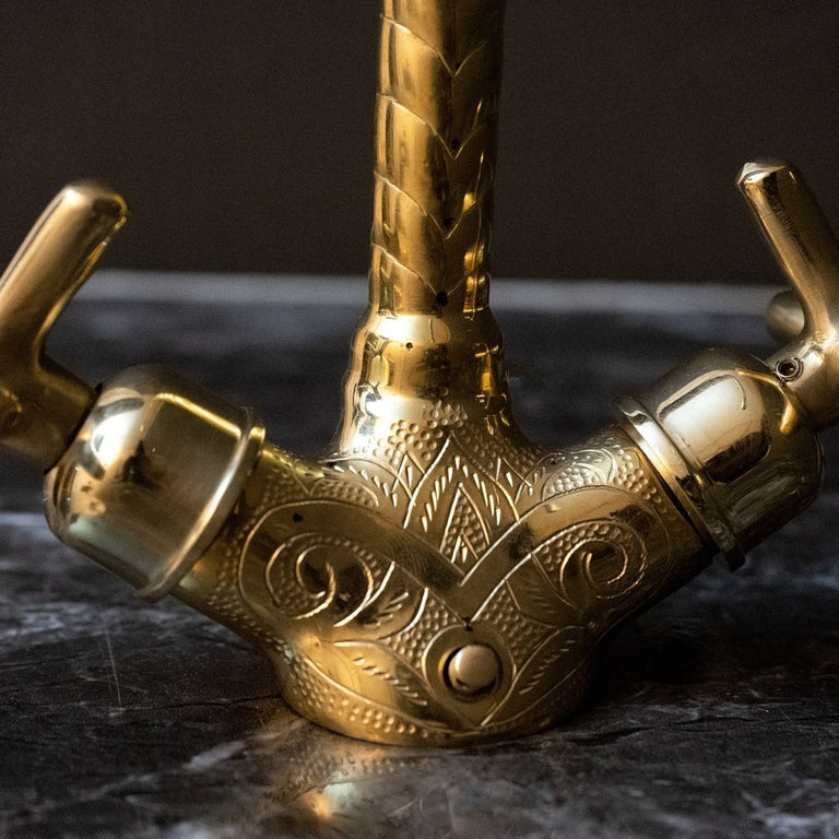 Single Hole Unlacquered Brass Gooseneck Faucet, Handracfted Engraving Bathroom Faucet, Kitchen Faucet Single Hole Gooseneck Faucet