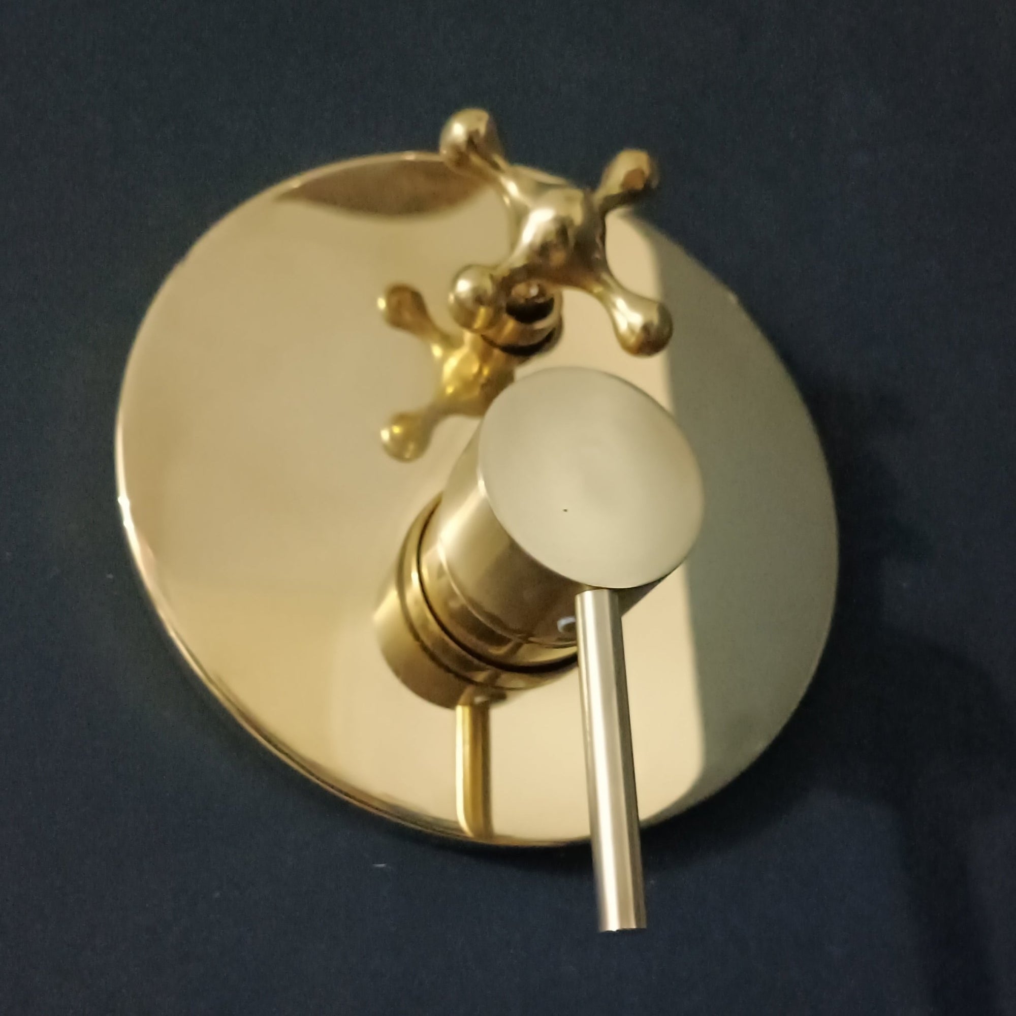 Antique Brass Concealed Shower System with Cross Handles - Luxury In-Wall Mixe Concealed Shower Calie