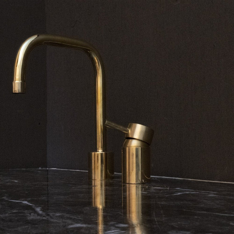 Unlacquered Brass Deck Mounted Basin Faucet, Antique Brass Bathroom Faucet Unlacquered Brass Deck Mounted Basin Faucet