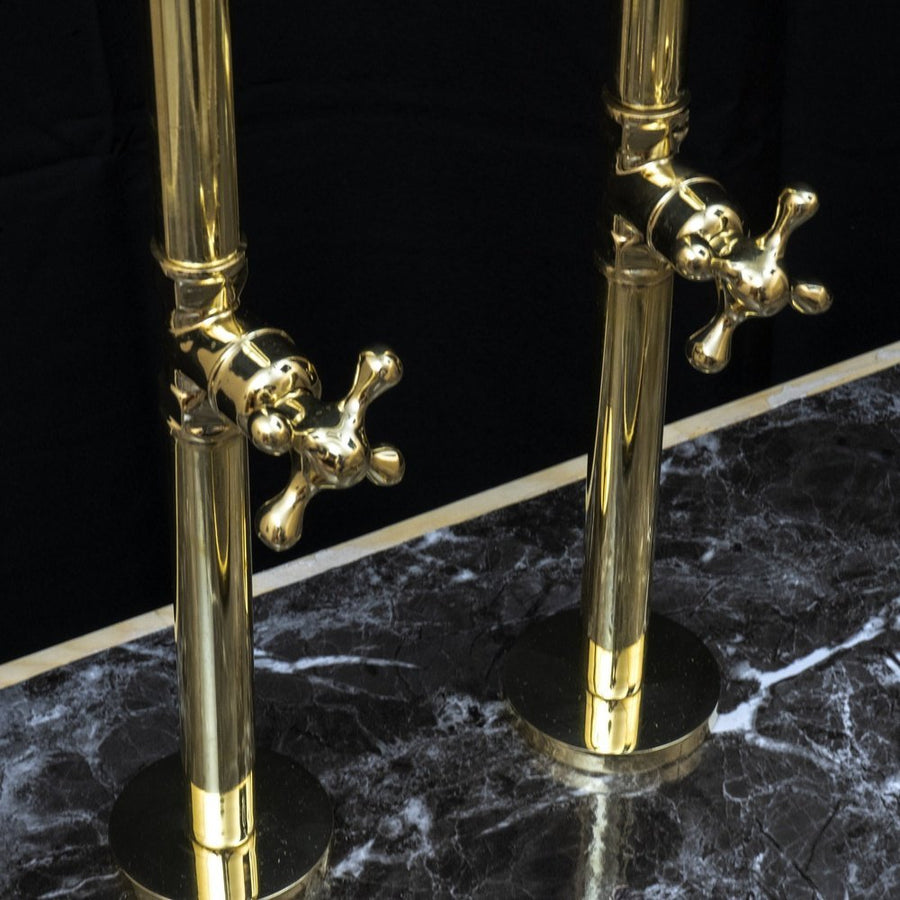 Unlacquered Brass Floor Mount Bath Tub Filler, Brass Bathroom Free Standing Clawfoot Bathtub Faucet With Telephone Hand Shower Unlacquered Brass Floor Mount Bath Tub Filler
