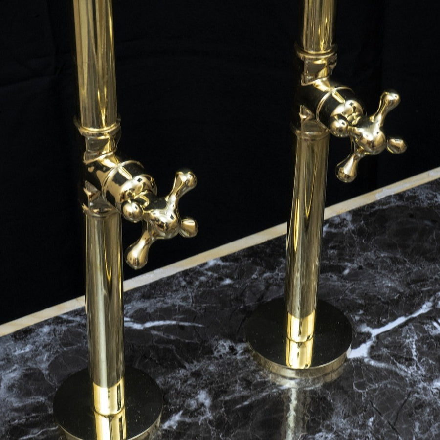 Unlacquered Brass Floor Mount Bath Tub Filler, Brass Bathroom Free Standing Clawfoot Bathtub Faucet With Telephone Hand Shower Unlacquered Brass Floor Mount Bath Tub Filler