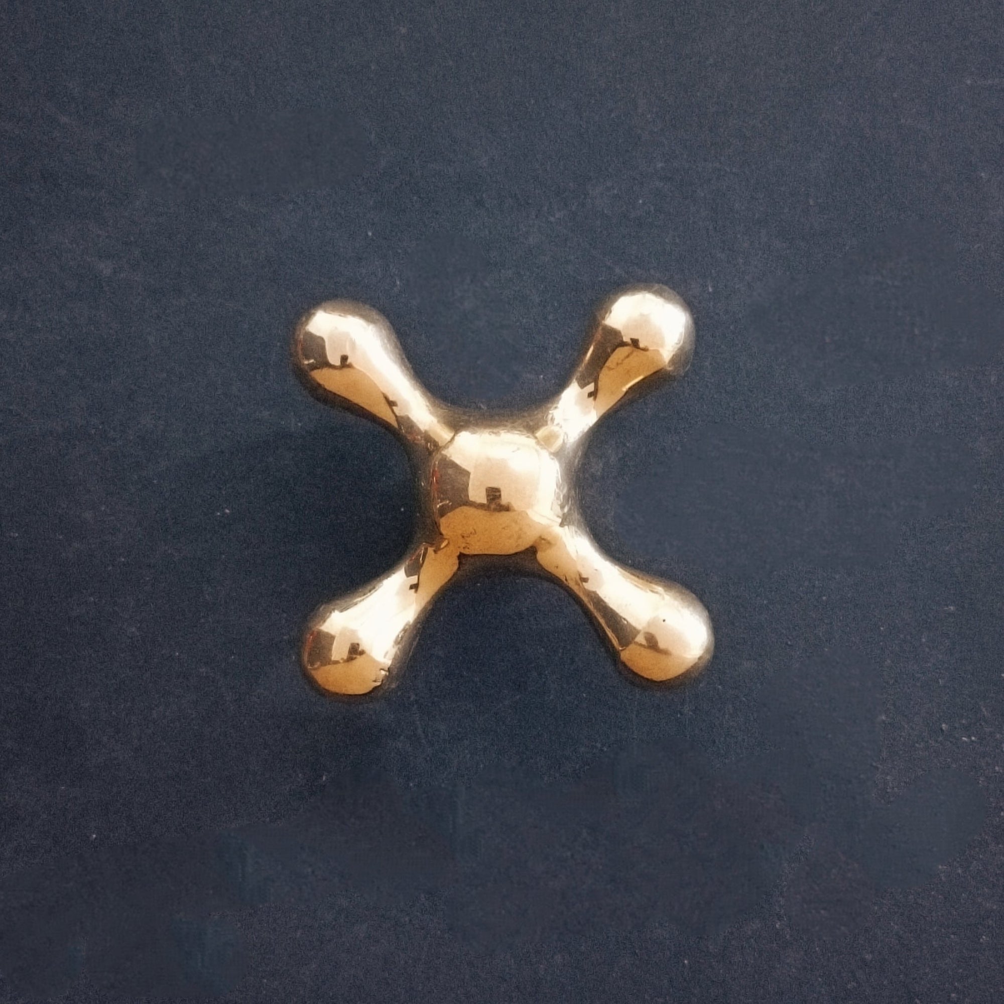 Unlacquered Brass Bathroom Faucet - Patina | Brassna The Cobra Pour
