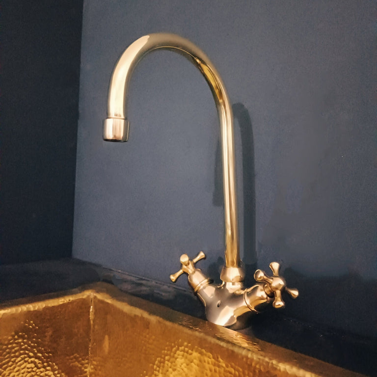 Single Hole Unlacquered Brass Gooseneck Faucet, Handracfted Engraving Bathroom Faucet, Kitchen Faucet Brass Gooseneck Faucet