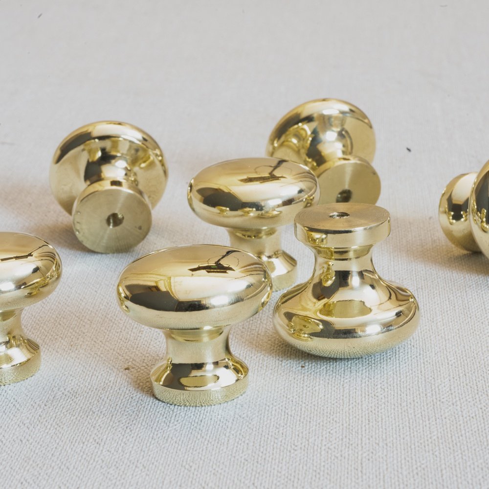 Unlacquered Brass knobs - Brassna