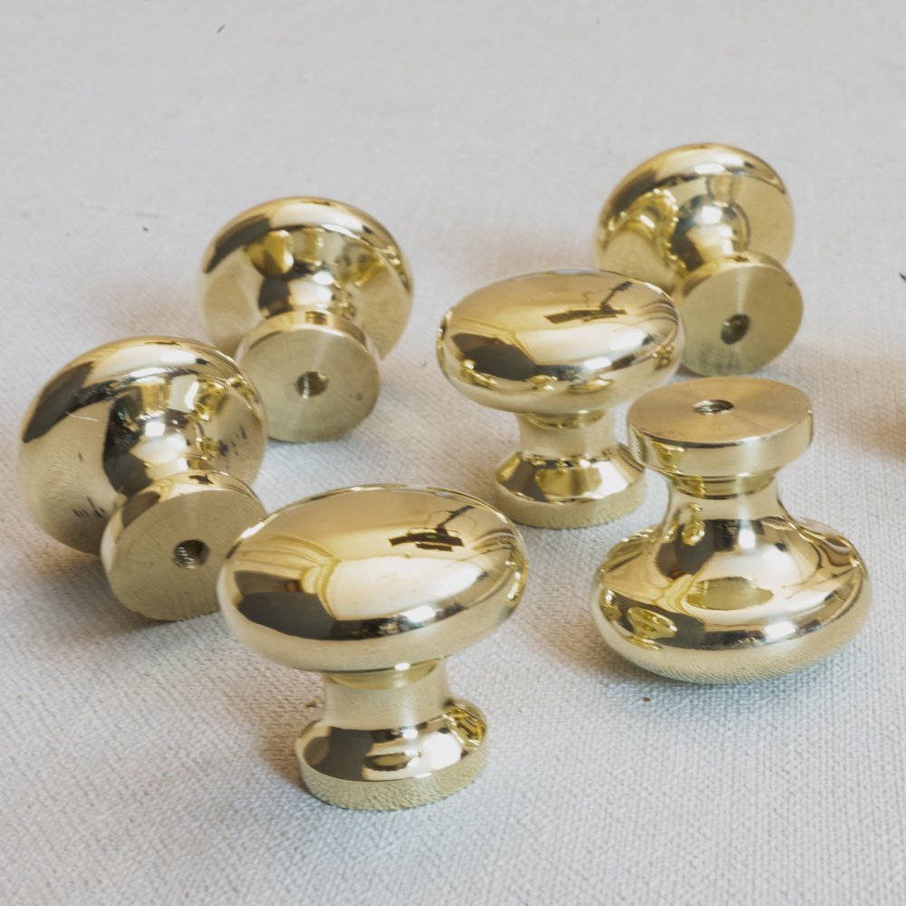 Unlacquered Brass knobs - Brassna