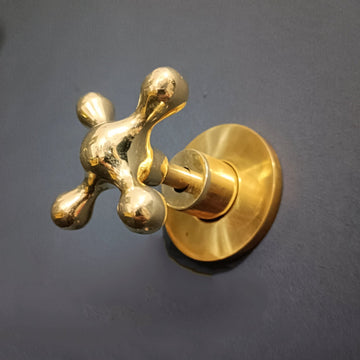  Wall mounted shut off valve with cross handle